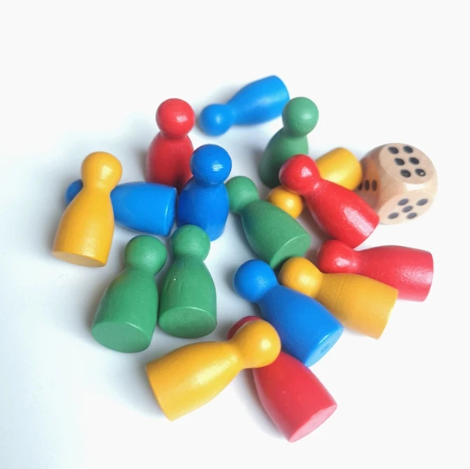 100 Pcs Colorful Wooden Chess  - đánh giá và giá Board Game Wingspan