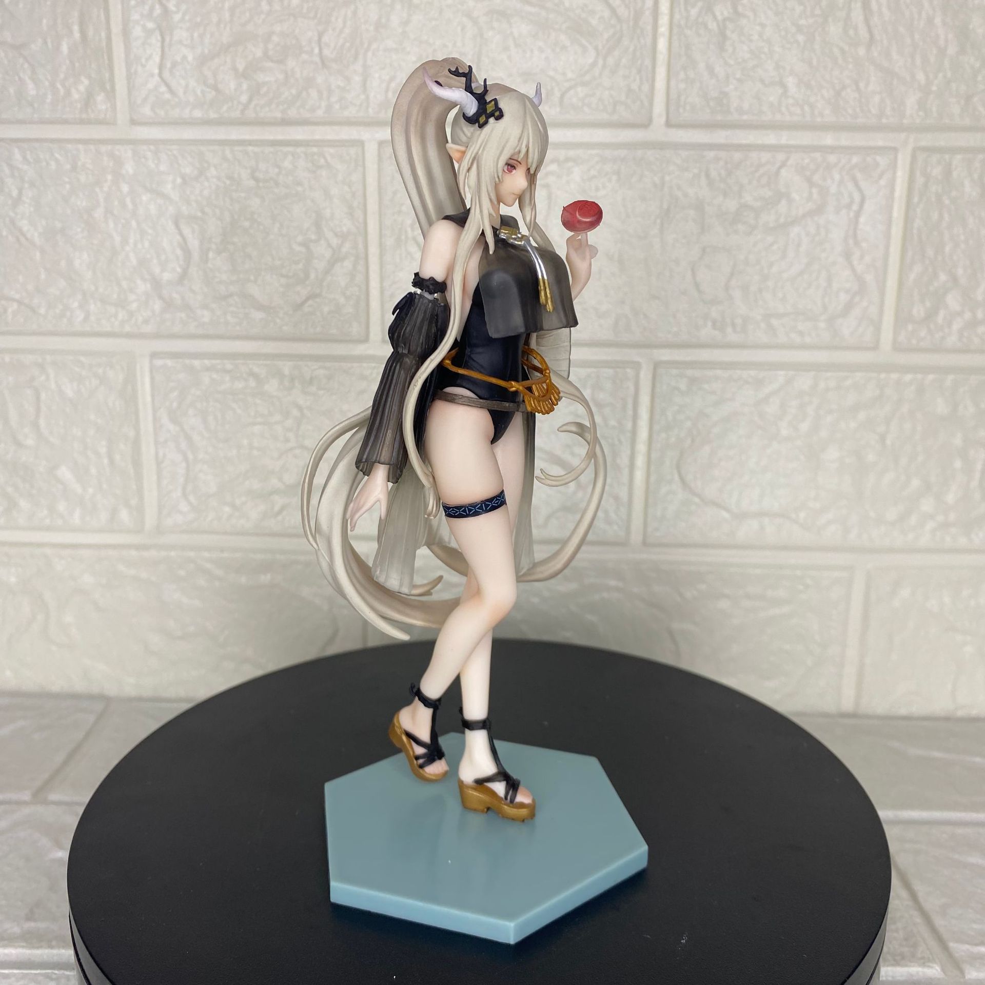 18CM Arknights Shining Summer  - đánh giá và giá Board Game Wingspan